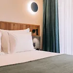 705 O'porto Hotel 4*