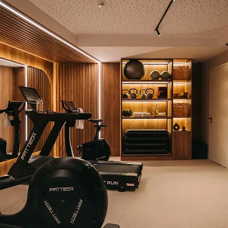Hotel 705 O'porto Porto