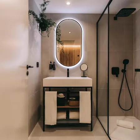 705 O'porto Hotel 4*