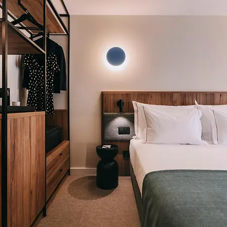 Hotel 705 O'porto 4*