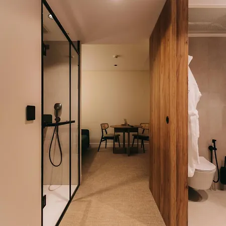 705 O'porto Hotel 4*